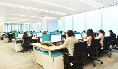 五方教育董事長佘晏飛 以信息服務(wù)業(yè)務(wù)為引擎，打造教育服務(wù)行業(yè)新標準